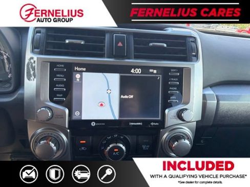 Used 2021 Toyota 4Runner SR5 AWD/4WD image 10