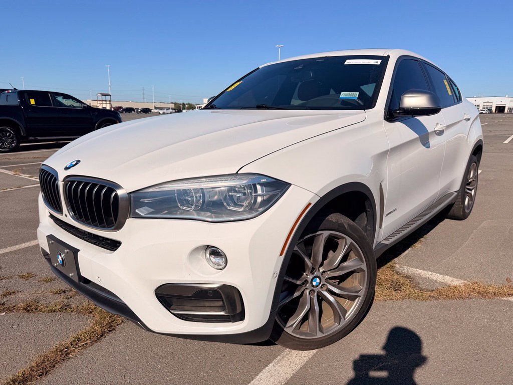 Used 2019 BMW X6 xDrive35i w/ Executive Package AWD/4WD image 2