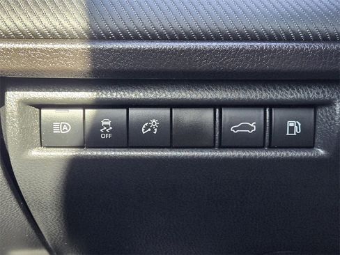 Certified 2025 Toyota Camry SE image 24