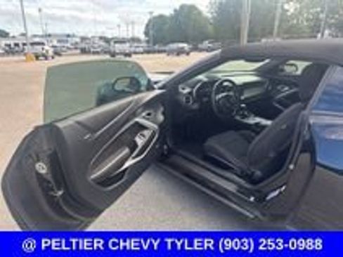 Used 2024 Chevrolet Camaro LT w/ Technology Package RWD image 11