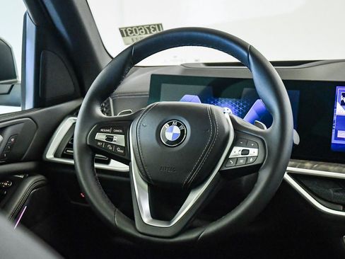 Certified 2024 BMW X5 sDrive40i w/ Parking Assistance Package RWD image 13