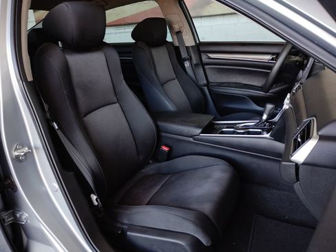 Used 2020 Honda Accord LX image 14