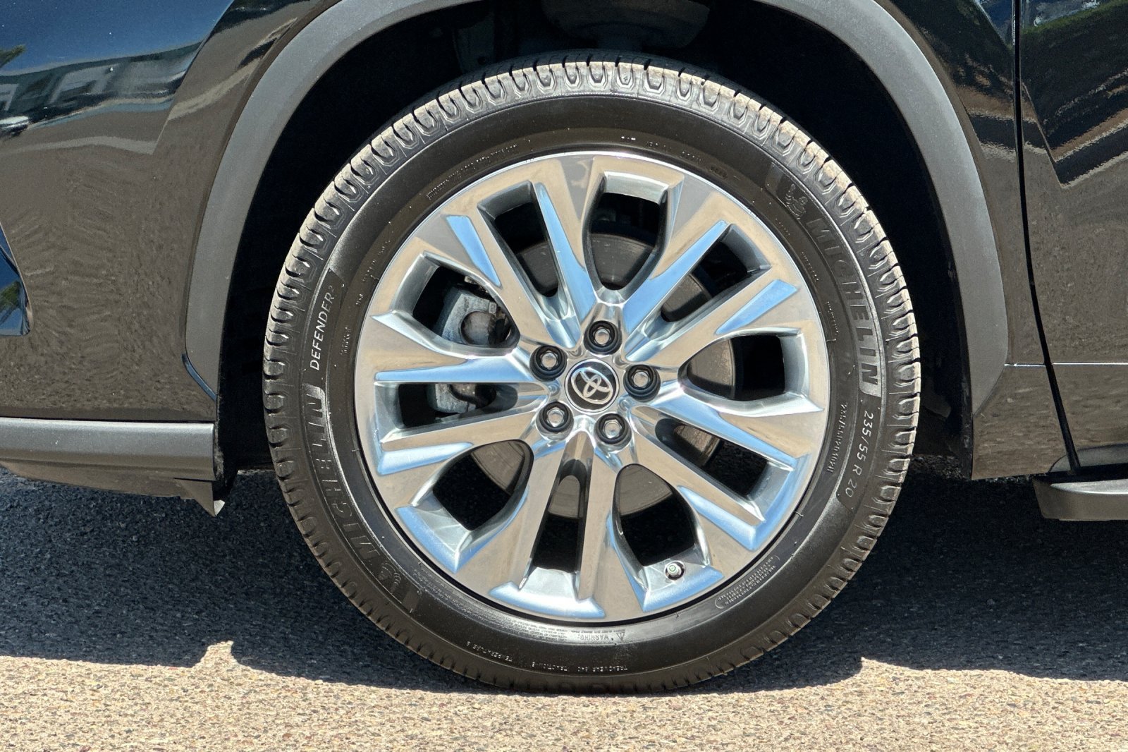 Used 2020 Toyota Highlander Limited FWD image 27