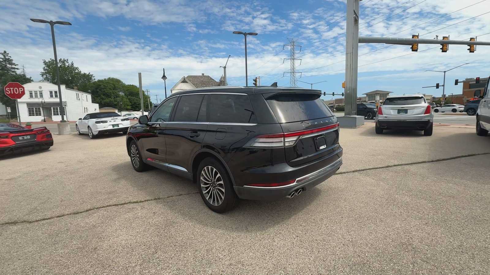 Used 2024 Lincoln Aviator Reserve AWD/4WD image 6