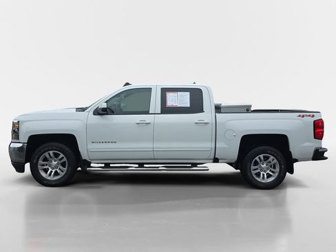 Used 2018 Chevrolet Silverado 1500 LT w/ All Star Edition AWD/4WD image 7