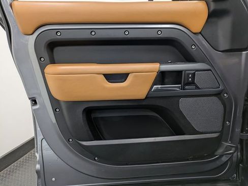Used 2020 Land Rover Defender 110 X image 8