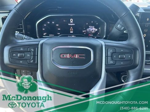Used 2025 GMC Sierra 1500 SLT AWD/4WD image 19