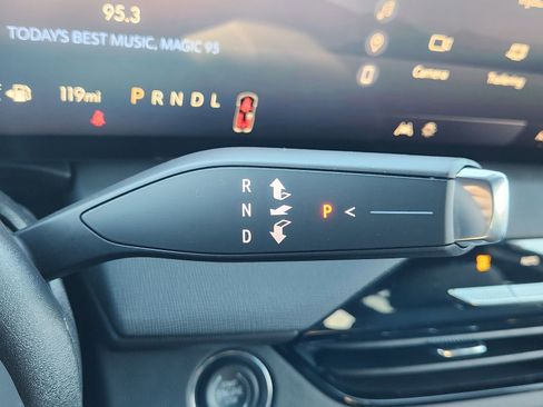 New 2026 Buick Enclave Preferred w/ Power Package image 24