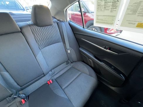 Used 2025 Toyota Camry LE image 37