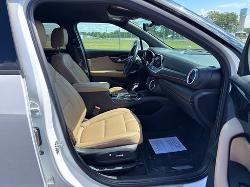 Used 2020 Chevrolet Blazer Premier w/ Driver Confidence II Package FWD image 34