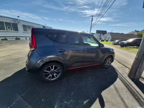 Used 2022 Kia Soul GT-Line FWD image 8