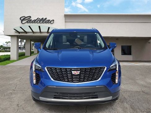 Used 2023 Cadillac XT4 Premium Luxury image 8