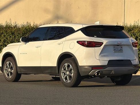 Used 2024 Chevrolet Blazer LT image 6