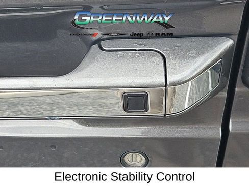 Used 2015 Honda Odyssey Touring Elite image 12