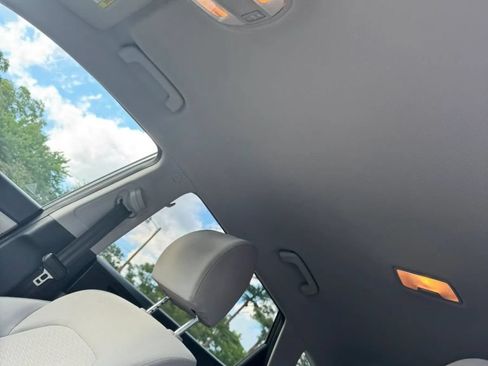 Used 2019 Hyundai Tucson SE w/ Cargo Package FWD image 19