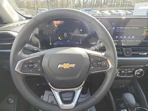 New 2026 Chevrolet TrailBlazer LT w/ Convenience Package FWD image 15