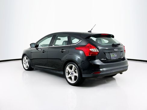 Used 2014 Ford Focus Titanium FWD image 5