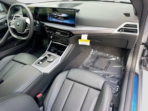 New 2026 BMW 430i Coupe w/ Parking Assistance Package RWD image 23