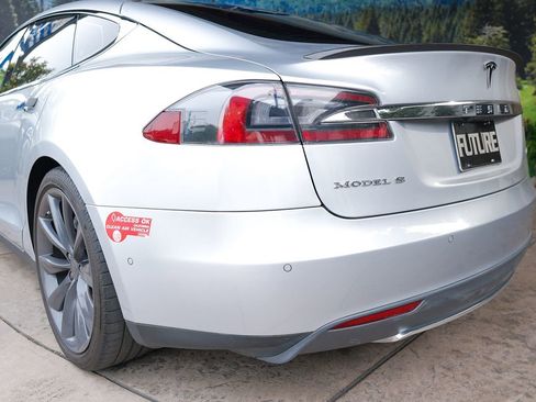 Used 2016 Tesla Model S P90D image 42