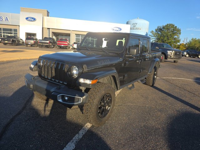 Used 2022 Jeep Gladiator Sport AWD/4WD image 7