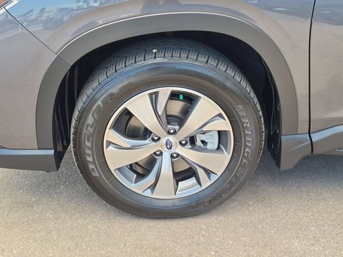 Certified 2023 Subaru Ascent Premium w/ Convenience Package AWD/4WD image 10