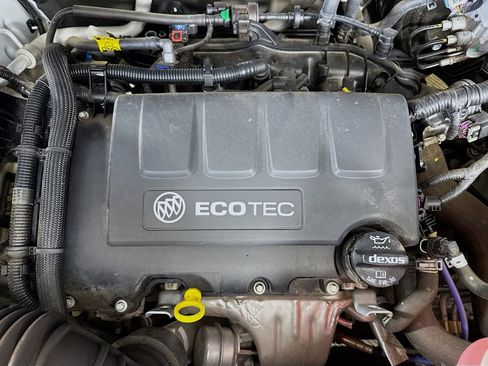 Used 2020 Buick Encore Preferred image 39