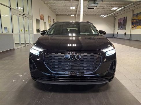 Used 2023 Audi Q4 e-tron Premium Plus image 2