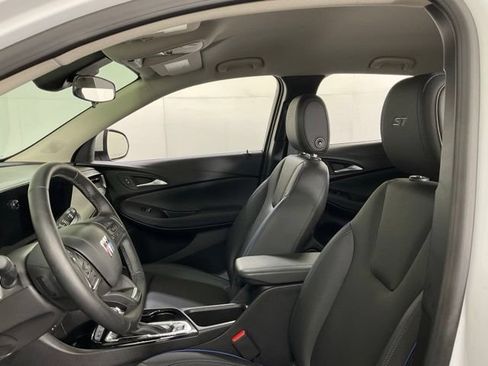 Used 2026 Buick Encore GX Sport Touring w/ Advanced Technology Package AWD/4WD image 29