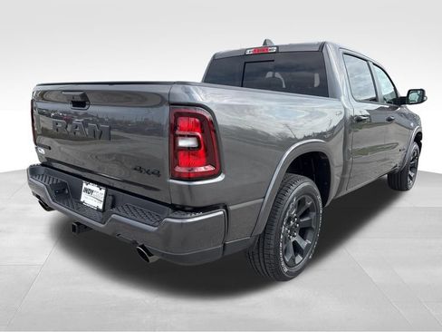 New 2026 RAM 1500 4x4 Crew Cab image 4