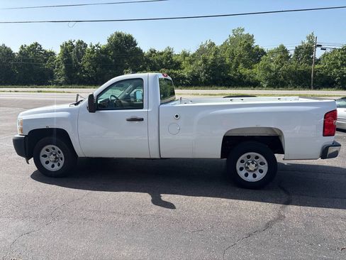 Used 2013 Chevrolet Silverado 1500 W/T RWD image 4