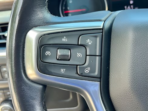Used 2021 Chevrolet Tahoe Z71 w/ Luxury Package AWD/4WD image 24