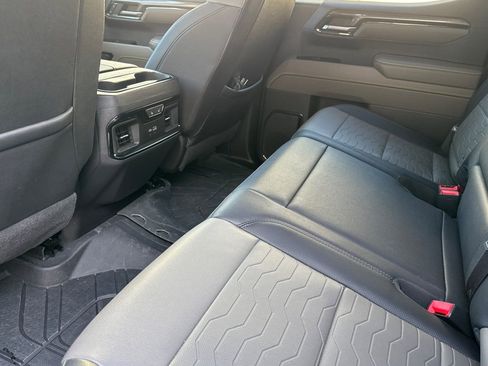 Used 2024 Chevrolet Silverado 1500 ZR2 w/ Technology Package image 14