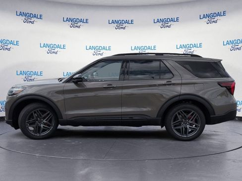 New 2026 Ford Explorer ST image 10