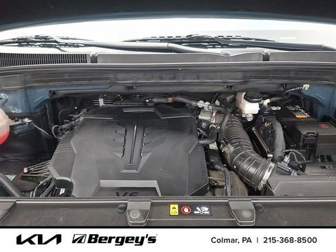 Used 2024 Kia Carnival EX FWD image 33
