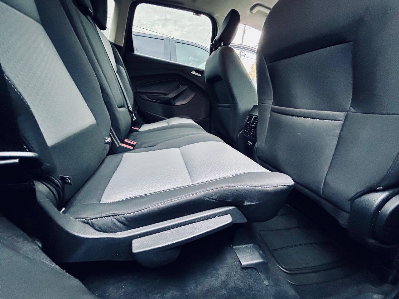 Used 2018 Ford Escape SE AWD/4WD image 20