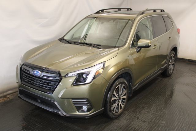 Used 2023 Subaru Forester Limited AWD/4WD image 1