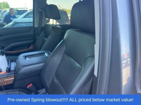 Used 2020 Chevrolet Tahoe Premier AWD/4WD image 16