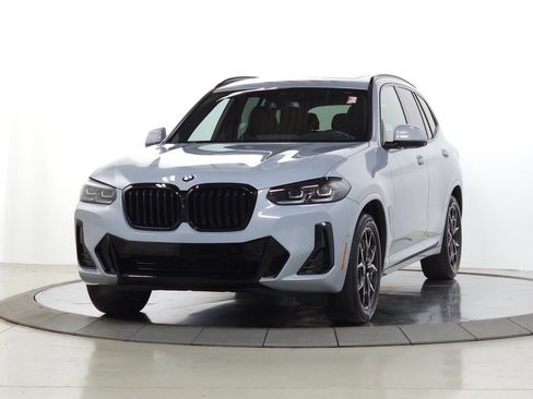 Used 2024 BMW X3 xDrive30i w/ Premium Package w/ZPA AWD/4WD image 3