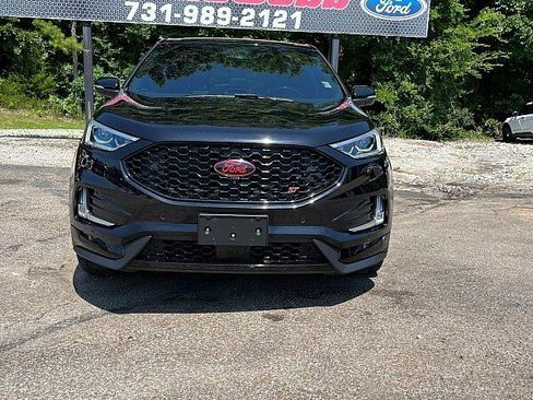 Used 2019 Ford Edge ST w/ Equipment Group 401A AWD/4WD image 2