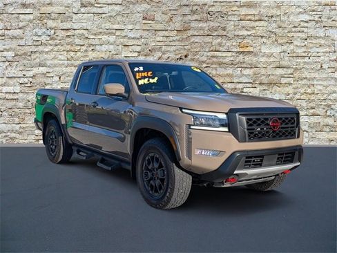 Used 2023 Nissan Frontier PRO-4X w/ Pro-4X Premium Package image 2