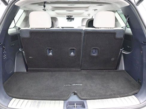 Used 2024 Hyundai Palisade Calligraphy FWD image 9