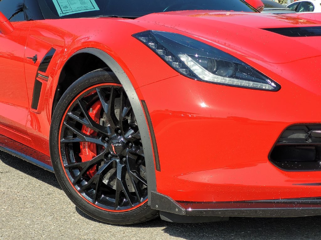 Used 2018 Chevrolet Corvette Grand Sport RWD image 4