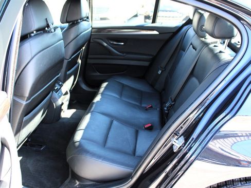 Used 2013 BMW 550i xDrive Sedan image 18
