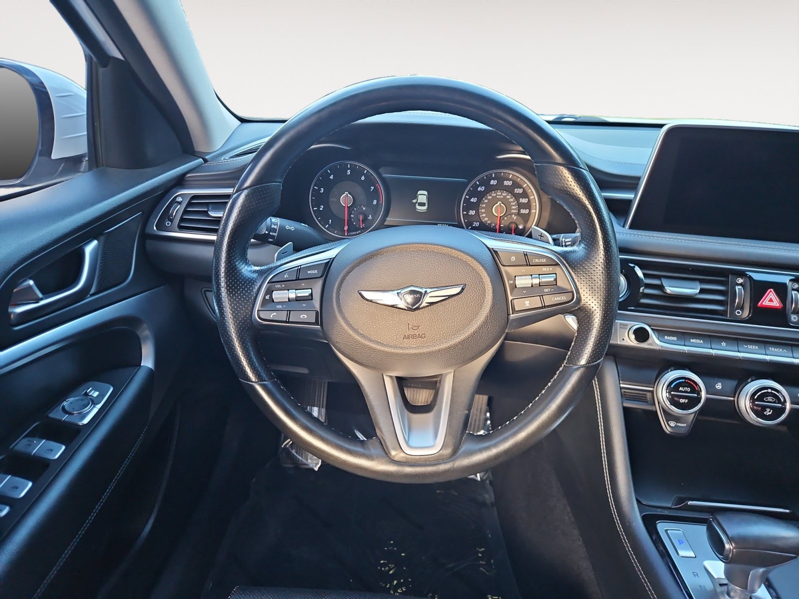 Used 2019 Genesis G70 2.0T Advanced AWD/4WD image 12