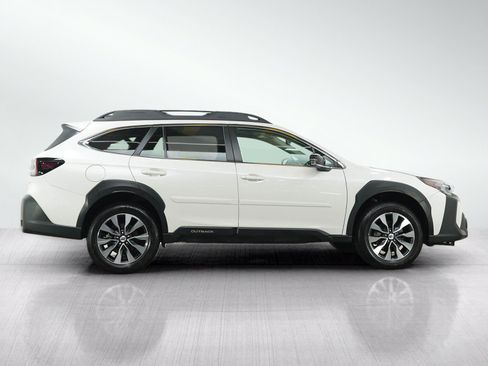 Used 2024 Subaru Outback Limited AWD/4WD image 6
