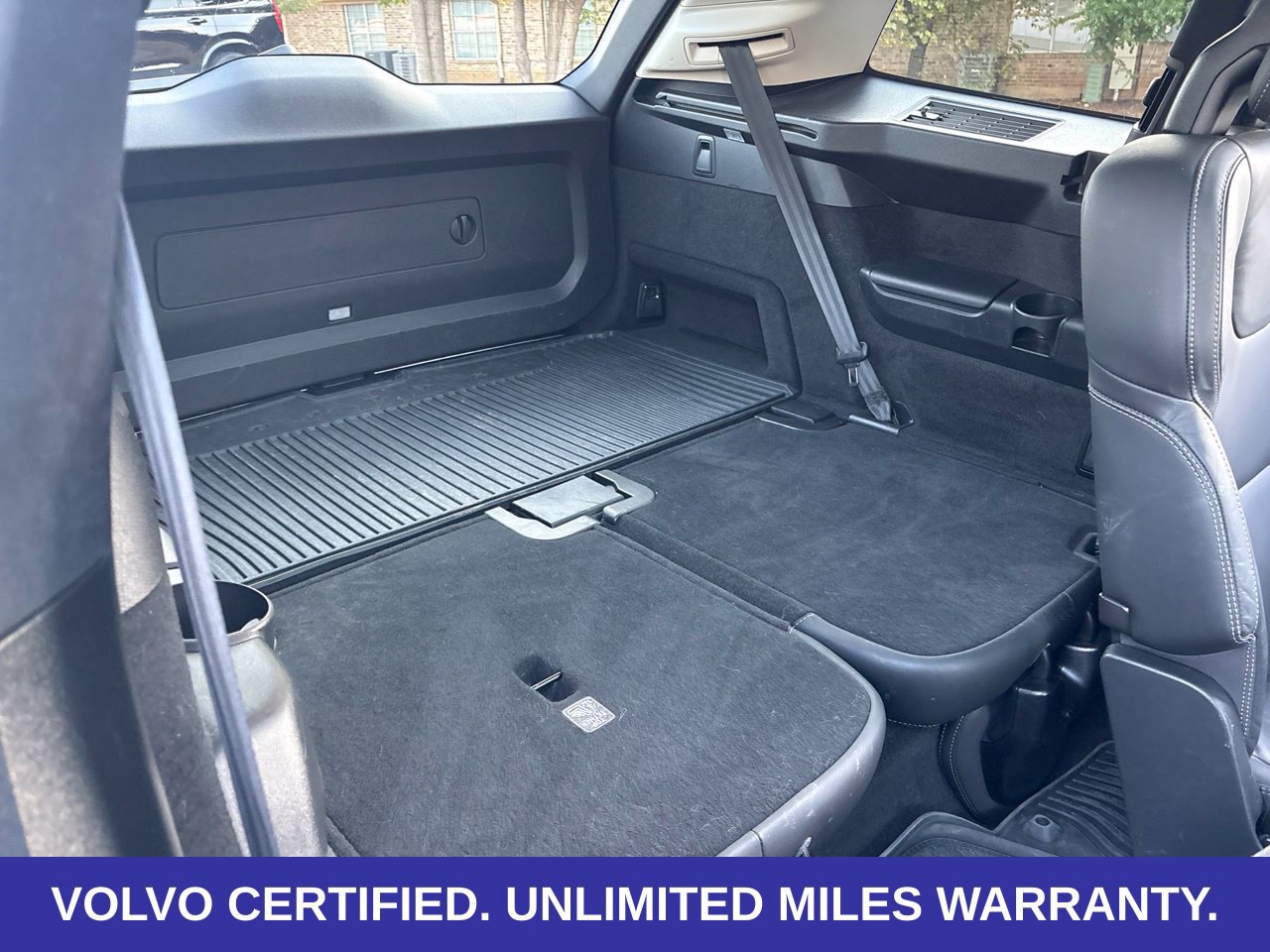 Certified 2025 Volvo XC90 B6 Ultra w/ Lounge Package AWD/4WD image 15