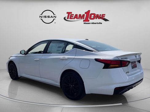 New 2026 Nissan Altima 2.5 SV FWD image 10