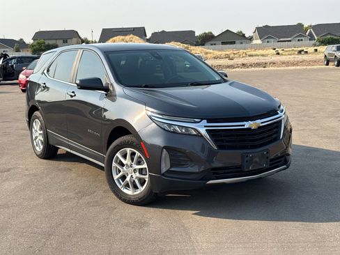 Used 2023 Chevrolet Equinox LT w/ Driver Convenience Package AWD/4WD image 1