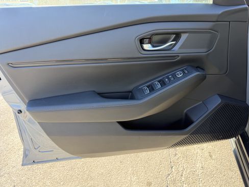 Used 2025 Honda Accord Sport image 13