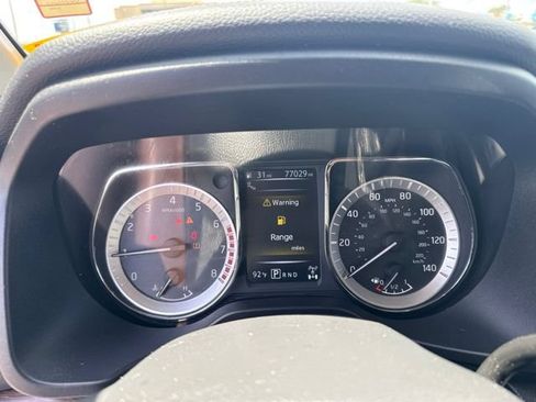 Used 2017 Nissan Titan Platinum Reserve AWD/4WD image 11